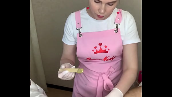 Mistress Sugarnadya Dari Rusia Pamer Teknik Waxing Sensual Untuk Area Selangkangan Dan Penis Pria