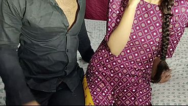 Desi Bhabhi Yang Menggairahkan Digoda Oleh Devar Yang Tak Tahan