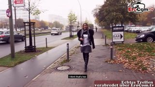 Gadis Turki Jerman Yang Masih Belia Digiring Ke Pertemuan Seks Vulgar Di Jalanan Terbuka