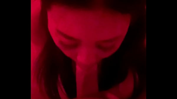 Servis Mulut Tergila Dari Gadis Oriental