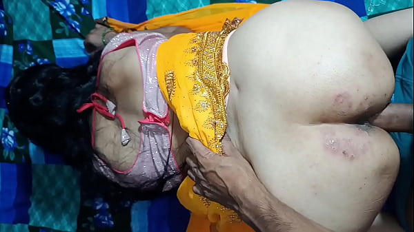 Gadis India 21 Tahun Baru Menikah, Celana Dalam Ketat, Bercinta Di Kamar Dengan Bahasa Hindi Yang Menggoda