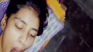 Cowok India Ngentot Memek Tembem Pacarnya Yang Baru 18 Tahun