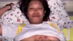 Goyangan Liar Teman Cewek Toge Di Kamar Kost
