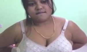 Pertunjukan Telanjang Panas Dari Cewek Kamera India