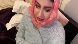 Video Panas Pasangan Mesra Di Bangladesh, Ibu Mertua Montok Dan Kekasihnya Yang Bergairah