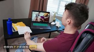 Jauhkan Dirimu Dari Teman Sekamarku Yang Siap Tempur, Jazz Si Kuda Jantan / Brazzers / Masukkan Kode Xvpromo Di Situs Resmi Untuk Diskon