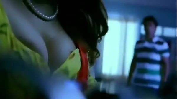 Gairah Membara Desi Bhabhi Dalam Kisah Cinta Yang Menggoda