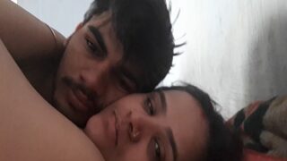 Pasangan Bihari Telanjang Bercinta Romantis Dalam Rekaman Mms Panas