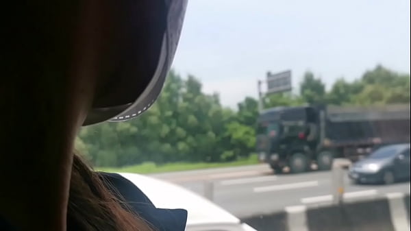Pinay Nagkakantutan Sa Pampublikong Bus