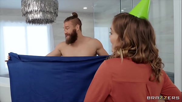 Ngentot Ganas Cewek Lesbian Seksi Serumahku / Brazzers / Unduh Full Di Https://zzfull.com/roomm