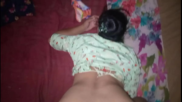 Desi Cewek Pacar Digebukin Sambil Diciumin Mesum.