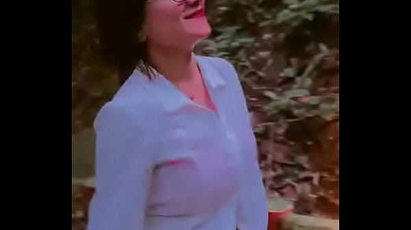 Desi Cewek Babita Lagi Siap Digoyang Panas-panas.