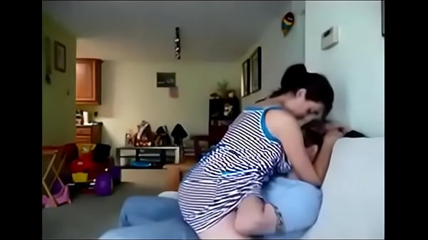 Tonton Video Panas Amatir India, Cewek Seksi Dijemput Dan Langsung Colok Kamera