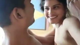 Bercinta Panas Sama Devika Bhabhi, Ngewe Sambil Pelukan Mesum