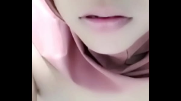 Memekku Gatel Banget, Pengen Ngentot Sampe Muncrat.