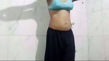 Tonton Video Viral Desi Indian Stepsister Yang Bikin Panas Dingin!