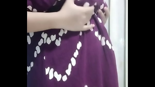 Bu Guru Hijab Pamer Memek Basah Siap Dimasukin Kontol