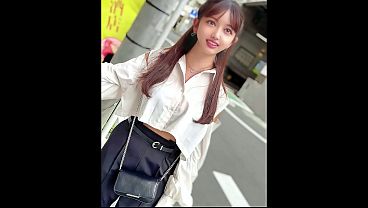 Maju Dong, Cewek Majalah Setengah Filipino-jepang Umur 18, Bikin Makin Pengen Lihatin.