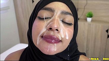 Muslimah Berhijab Abg Digenjot Keras Sampe Crot Di Dalem.
