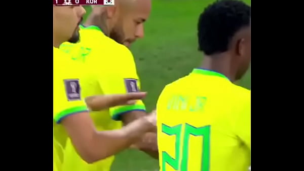 Brasil Ngebatin Bokong Korea Langsung!!! Neymar Dan Gengnya Pacaran Panas