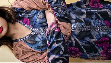 Gadis Desi Paki Dipanggil Ke Rumah, Langsung Digenjot Sambil Dirty Talk Hindi Full Hot.