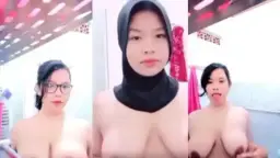 Putri Fatikah, Ukhti Berjilbab Hitam, Bibir Merah Basah Menggoda Di Balik Kain Tipis.