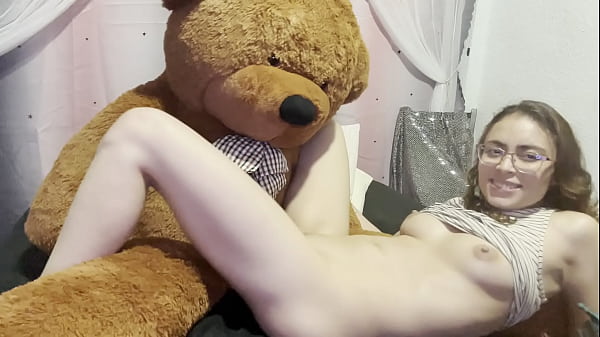 Ross Mexicana Masturbasinya Enak Banget Pake Beruang Dan Dildonya…