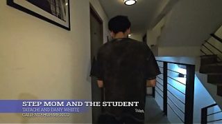 Ibu Tiri Panas Dan Murid Nakal, Malam Panas Di Kamar Kosong