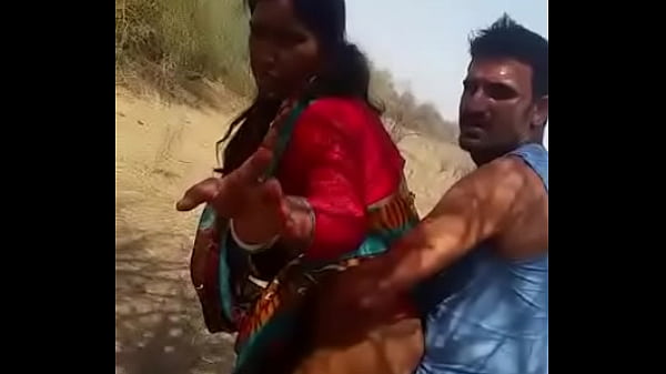 Pria India Ini Bikin Lidah Ngiler, Gerakannya Bikin Basah!