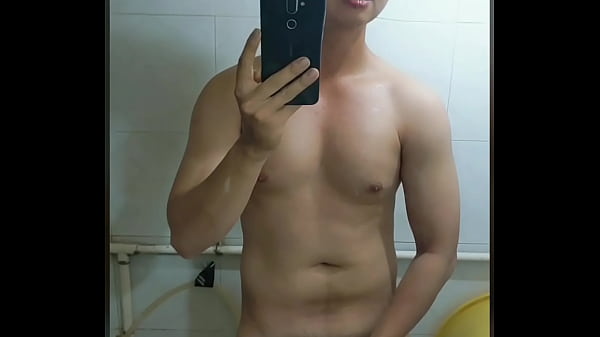 Gigolo Asia Binal Bikin Makin Keringetan
