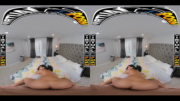 Virtual Porn – Kamu Lagi Mandi, Tiba-tiba Step-sis Ameena Green Ubah Jadi Sesi Nge-seks Panas
