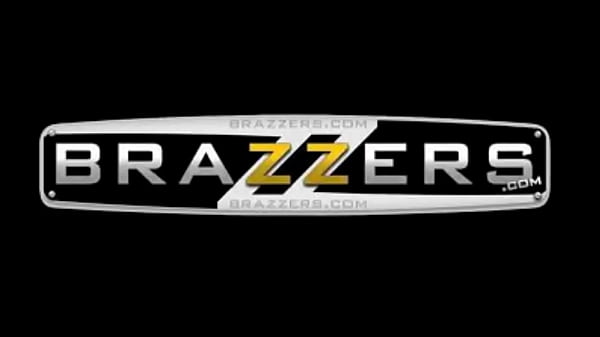 Brazzers, Bintang Bokep, Tits Gede Banget Bikin Ngaceng