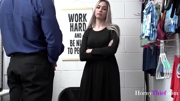 Cewek Hijab Nakal Ngewe Polisi Biar Bebas Dari Penjara – Delilah Day | Maling Ngeseks