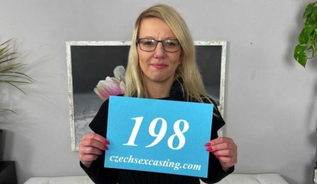 Ngentot Cz – Luci Angel, Si Milf Czech Melebarkan Kakinya Biar Dapet Kerjaan