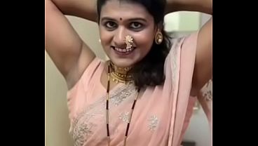 Wanita India Seksi Pamer Ketiak, Bikin Ngilu Tapi Menggoda