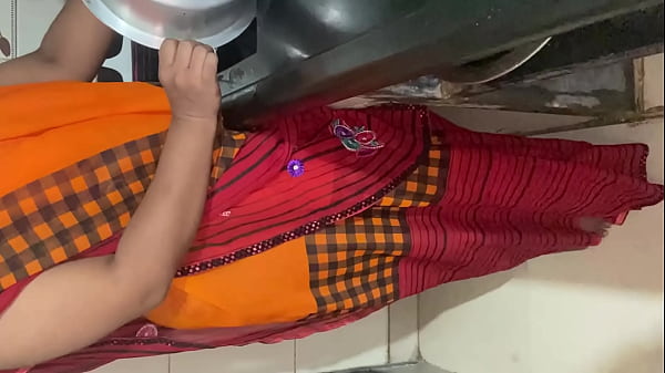Bhabhi Ko Devar Ne Daba Ke Kitchen Se Bedroom Mein Bulakar Chod Diya, Viral Sex Mms Hindi Voice Mein