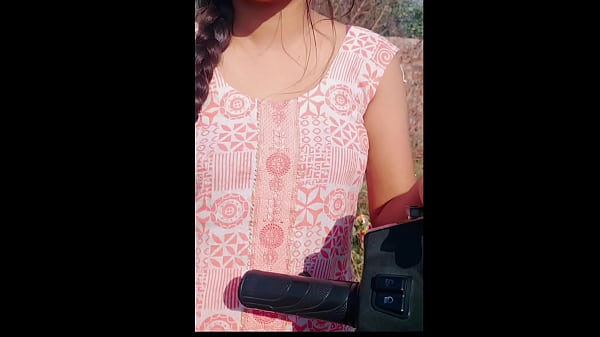 Desi Randi Ko Sadak Se Utha Kar Pel Diya, Maza Aagaya