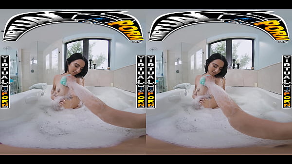 Virtual Porn – Kiana Kumani Mandi Basah Kuyup, Berubah Jadi Aksi Nge-seks Panas Bareng Kakak Tiri, Kontol Dan Memek Saling Hantam