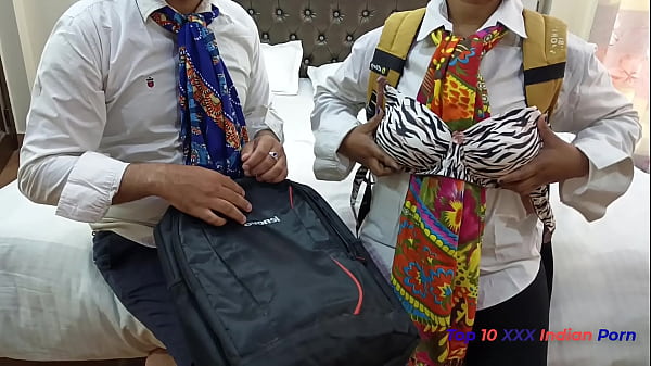Abis Nge-date Di Oyo, Si Desi Murid Pinter Langsung Ngewe Cewek Desi Pertama Kali Ketemu
